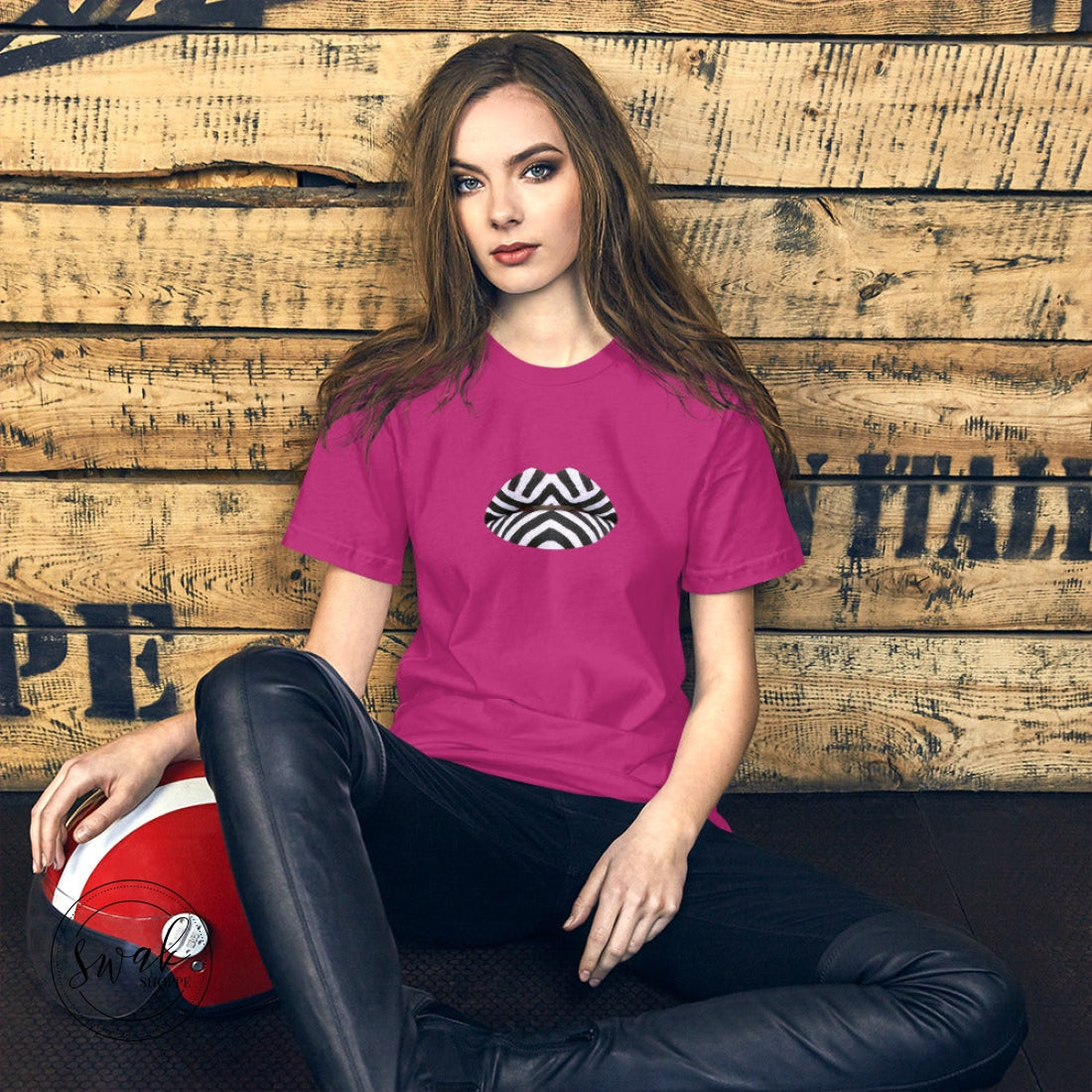 Swak Beauty Chevron Swimsuit Lip Art Unisex T-Shirt
