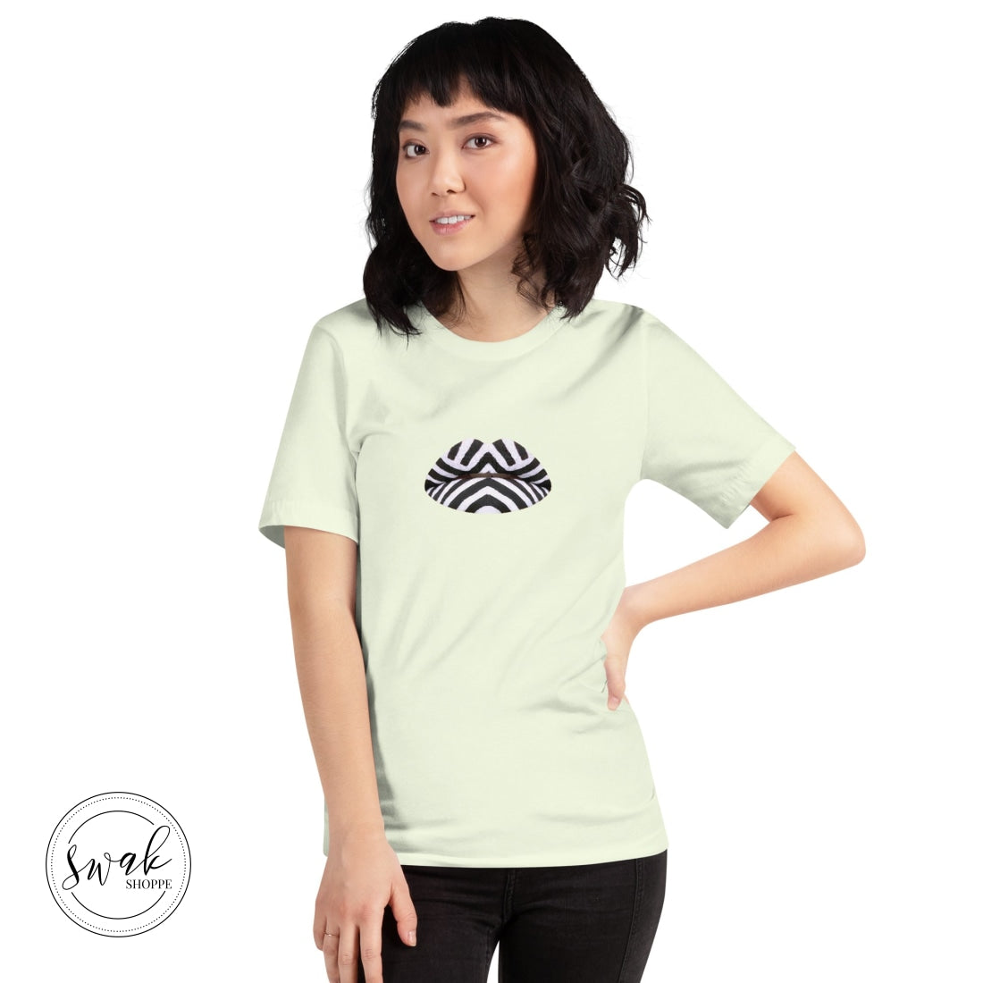 Swak Beauty Chevron Swimsuit Lip Art Unisex T-Shirt Citron / Xs